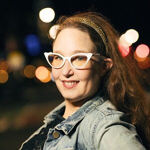 Photo of Sharon Simon