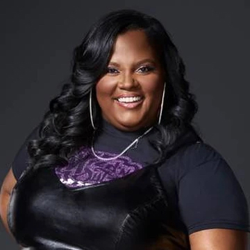 Photo of Courtney Bee