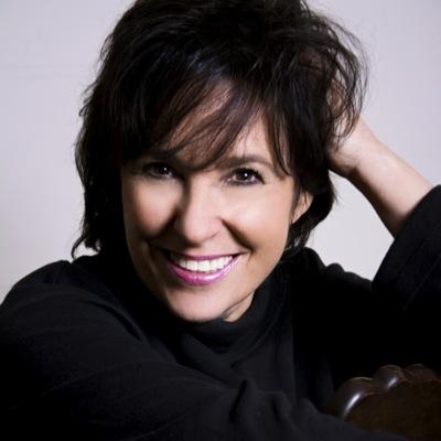 Photo of comedian Lorrie Brownstone