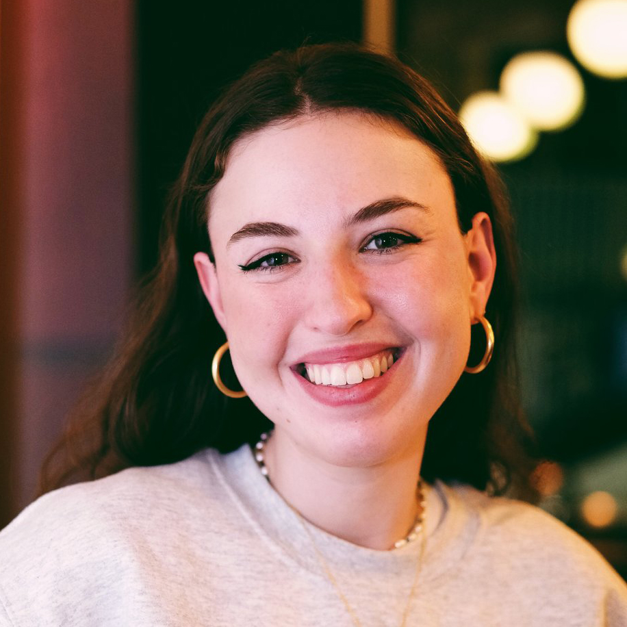 Photo of comedian Sarah Adelman