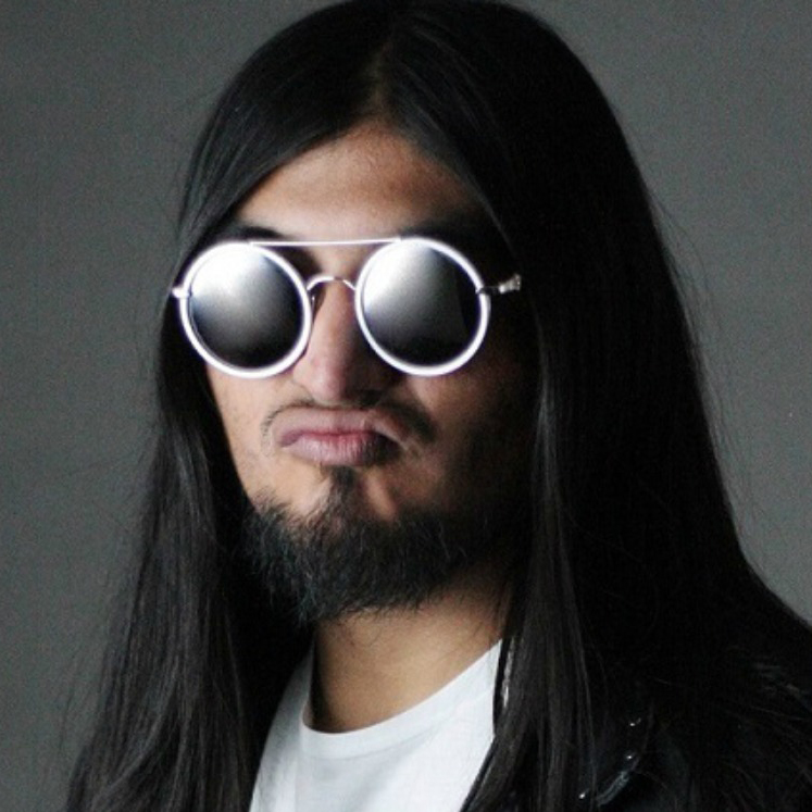 Photo of stand up comedian Carlos Ballarta