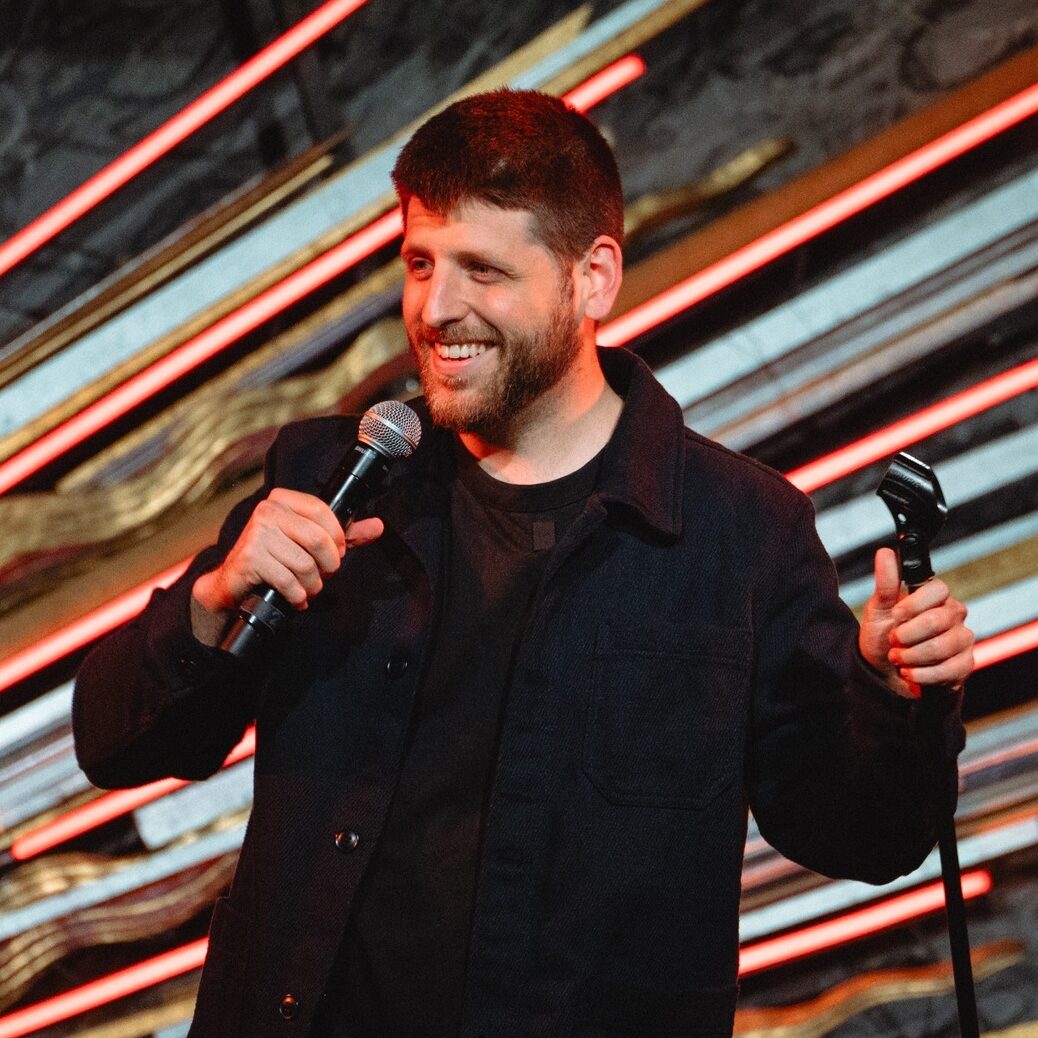 Eyal Wartelsky headshot